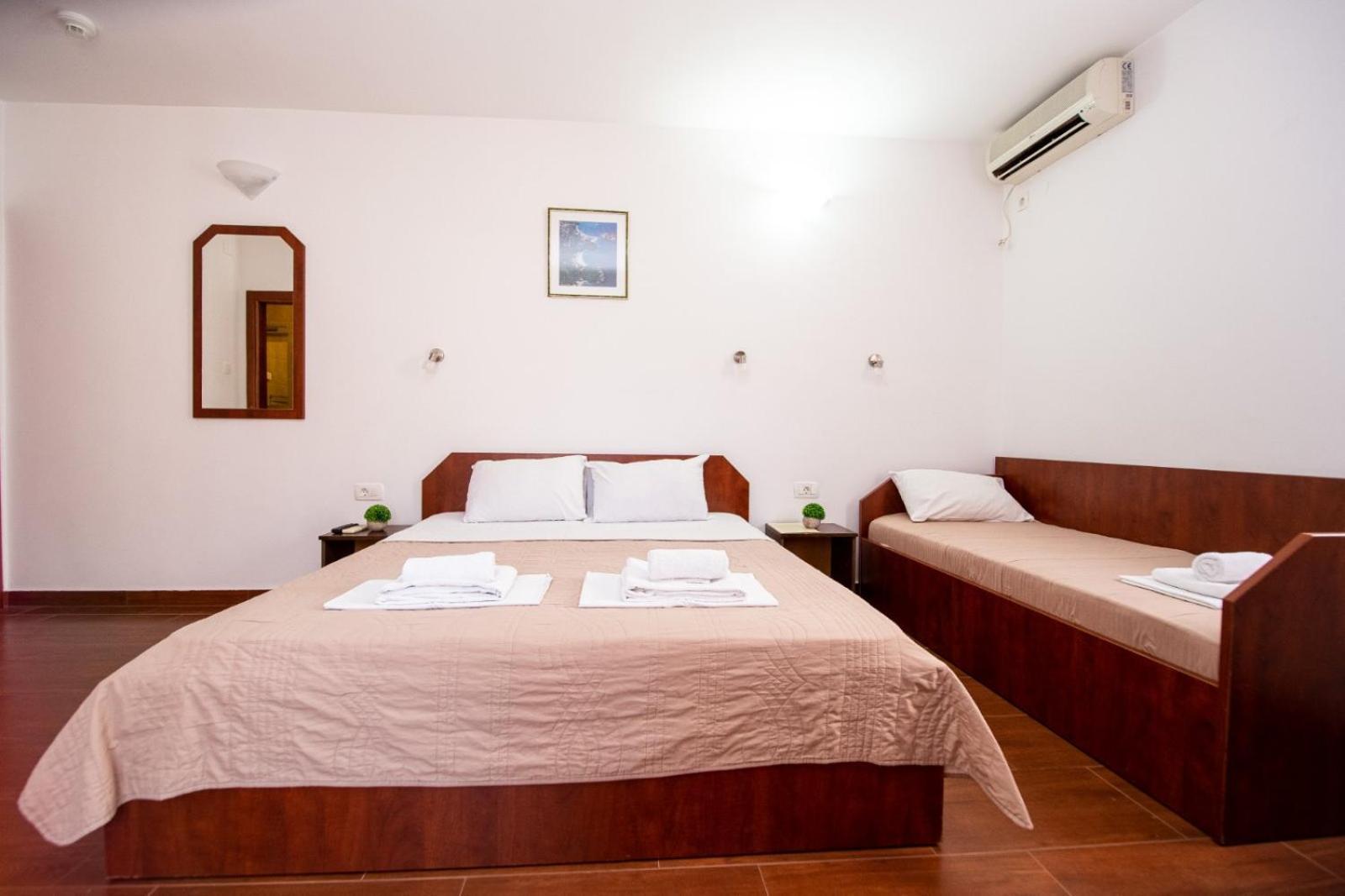 Apartamento Ipera Budva Exterior foto